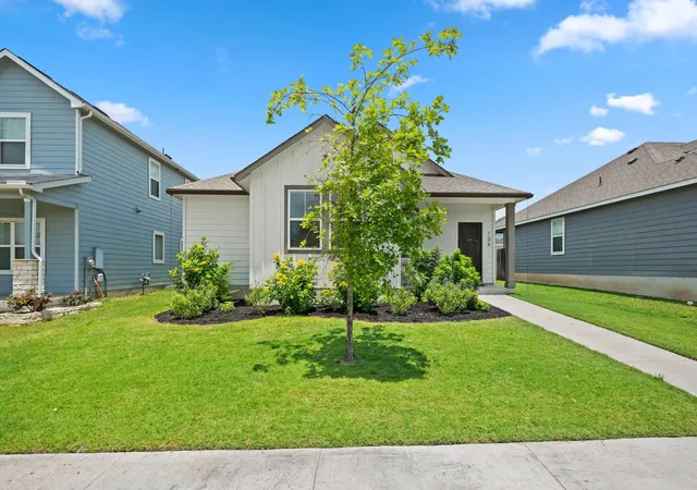 2nd image of 106 Doc Johns Dr, Hutto, TX 78634 | MLS# 5647488