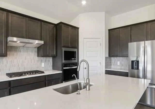 3rd image of 214 Divisadero Dr, Hutto, TX 78634 | MLS# 1566171