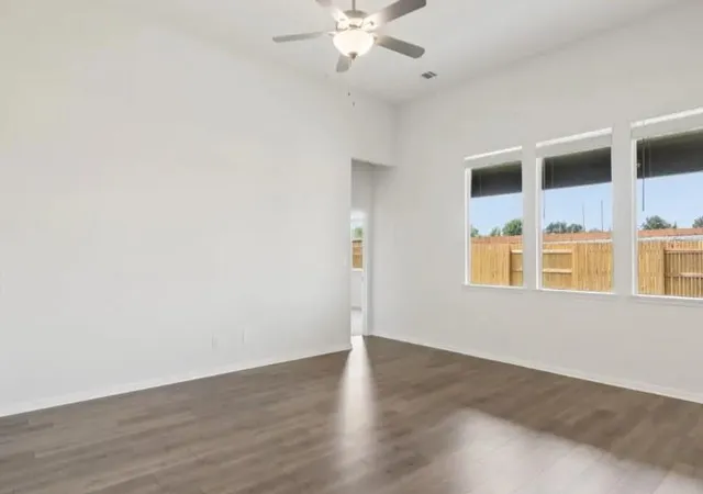 4th image of 214 Divisadero Dr, Hutto, TX 78634 | MLS# 1566171