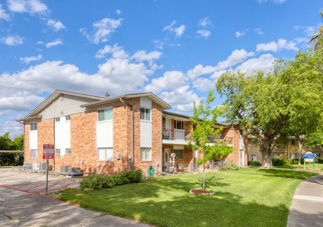 Photo 2 of Condo for sale at 201 W Silver Sands Dr #8, San Antonio, TX 78216 | MLS# 6928947 | Listing updated on 2026-09-08