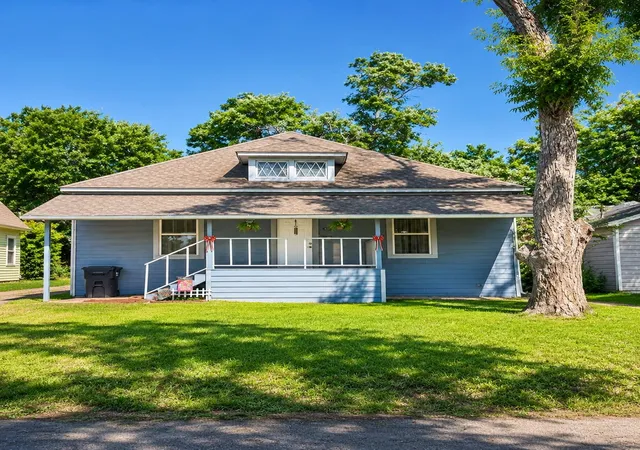 Photo 1 of Single family home for sale at 810 N 6th Street, Temple, TX 76501 | MLS# 8317683 | Listing updated on 2026-10-07