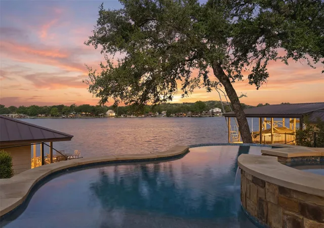 Photo 3 of Single family home for sale at 3612 Pack Saddle Dr, Horseshoe Bay, TX 78657 | MLS# 9994250 | Listing updated on 2026-09-28