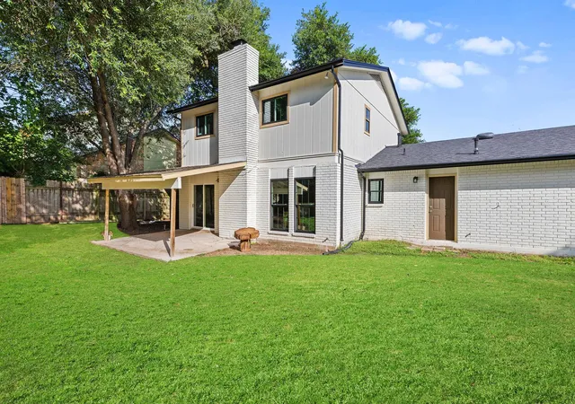 2nd image of 600 Pintail Ln, Taylor, TX 76574 | MLS# 3856233