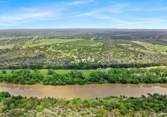 Homes for sale in Lometa, TX | 18855 Fm 580, Lometa, TX 76853 | MLS# 9068633