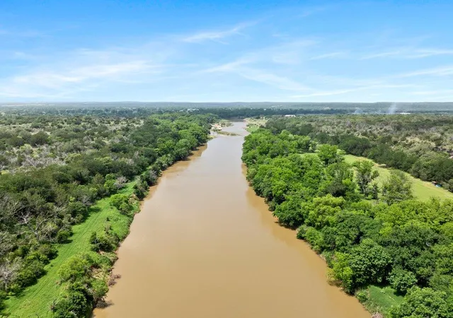 Homes for sale in Lometa, TX | 18855 Fm 580, Lometa, TX 76853 | MLS# 9068633
