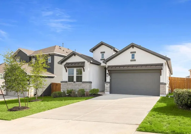 Photo 1 of Single family home for sale at 8521 Pine Muhly Dr, Lago Vista, TX 78645 | MLS# 1312598 | Listing updated on 2026-09-28