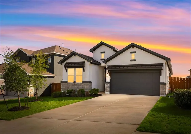 Photo 2 of Single family home for sale at 8521 Pine Muhly Dr, Lago Vista, TX 78645 | MLS# 1312598 | Listing updated on 2026-09-28