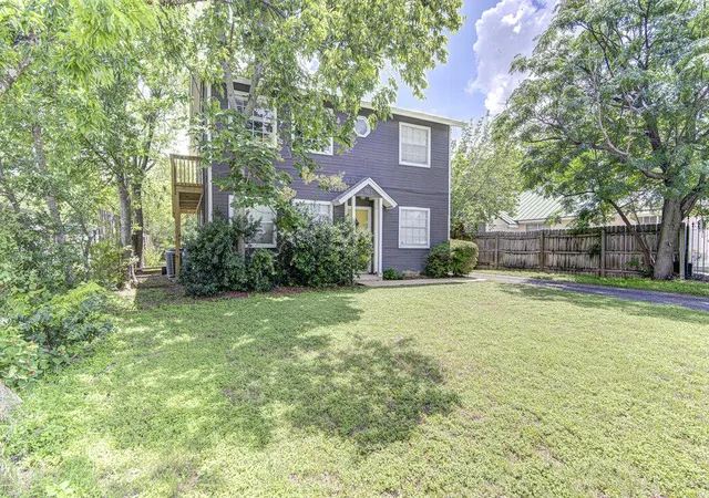 Photo 2 of House for sale at 907 Taulbee Ln, Austin, TX 78757 | MLS# 1555283 | Listing updated on 2026-09-04