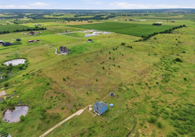 image of 634 County Road 451 Rd, Coupland, TX 78615 | MLS# 5188882