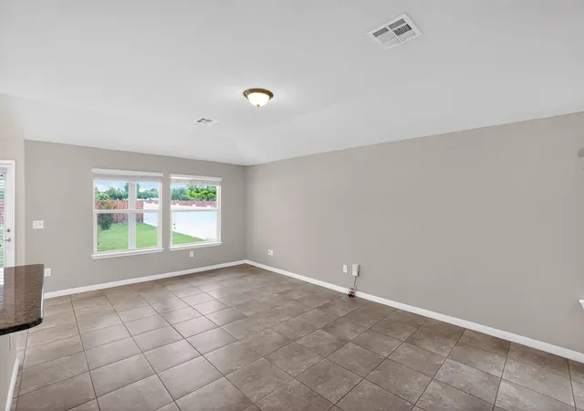 Photo 4 of Single family home for sale at 18308 Cuyahoga Dr, Pflugerville, TX 78660 | MLS# 4754579 | Listing updated on 2026-09-01