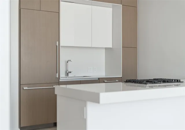 2nd image of 313 W 17Th St #1202, Austin, TX 78701 | MLS# 9815158