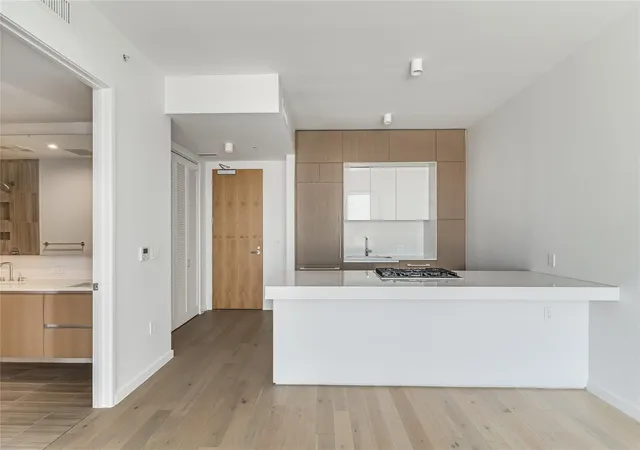 4th image of 313 W 17Th St #1202, Austin, TX 78701 | MLS# 9815158