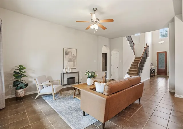 Photo 4 of Single family home for sale at 1937 Kempwood Loop, Round Rock, TX 78665 | MLS# 8939304 | Listing updated on 2026-09-16