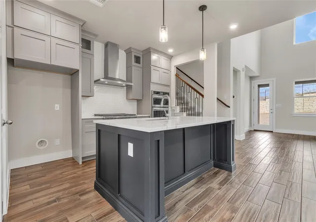 Photo 3 of Single family home for sale at 8505 Pine Muhly Dr, Lago Vista, TX 78645 | MLS# 5040746 | Listing updated on 2026-09-28