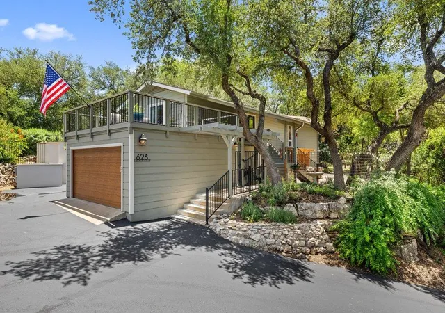 2nd image of 623 Sunfish St, Lakeway, TX 78734 | MLS# 8687353