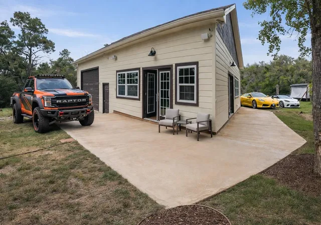 Photo 3 of Single family home for sale at 19301 Eyerley Rd, Manor, TX 78653 | MLS# 4589126 | Listing updated on 2026-10-05