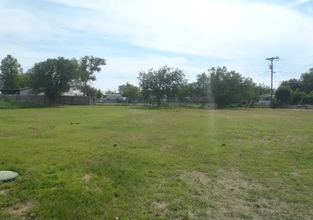 Photo 3 of Manufactured home for sale at 113 Merganser Cv, San Marcos, TX 78666 | MLS# 5536725 | Listing updated on 2026-10-02