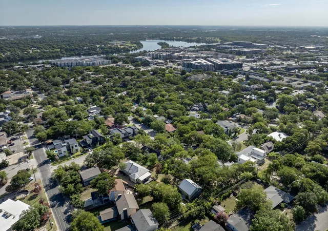 16th image of 1603 Taylor Gaines St, Austin, TX 78741 | MLS# 3244031