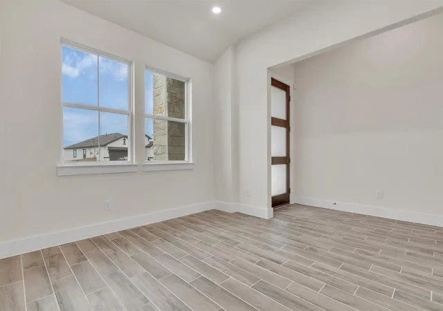 Photo 3 of Single family home for sale at 8507 Pine Muhly Dr, Lago Vista, TX 78645 | MLS# 8650675 | Listing updated on 2026-09-28