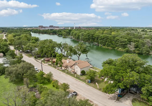 30th image of 939 Reiley Rd, Seguin, TX 78155 | MLS# 2009684