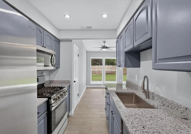 Photo 1 of Single family home for sale at 4600 Cedargrove Dr, Austin, TX 78744 | MLS# 9075087 | Listing updated on 2026-09-22