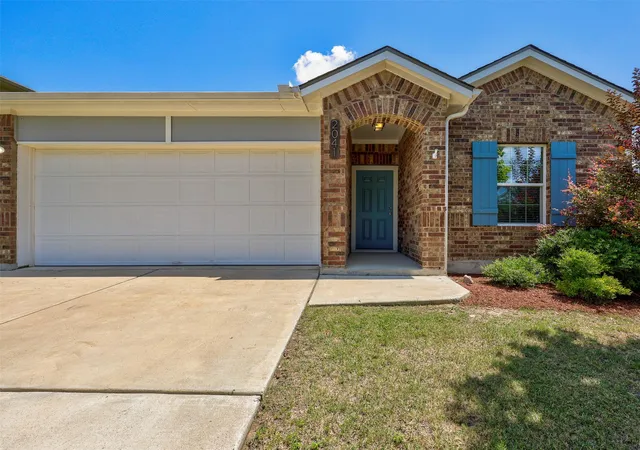 Photo 2 of Single family home for sale at 2041 Mottey St, Georgetown, TX 78626 | MLS# 2595825 | Listing updated on 2026-09-18