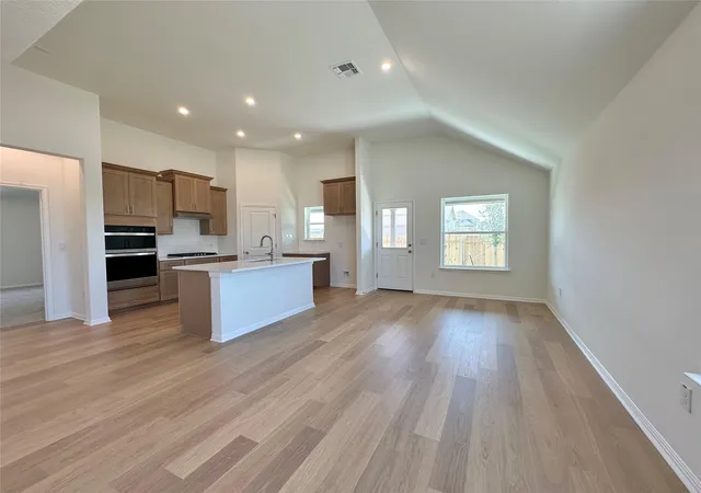 Photo 4 of Single family home for sale at 471 Young St, Buda, TX 78610 | MLS# 8878854 | Listing updated on 2026-10-06