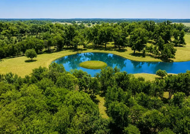 3rd image of 1919 County Road 429, Rockdale, TX 76567 | MLS# 7389559