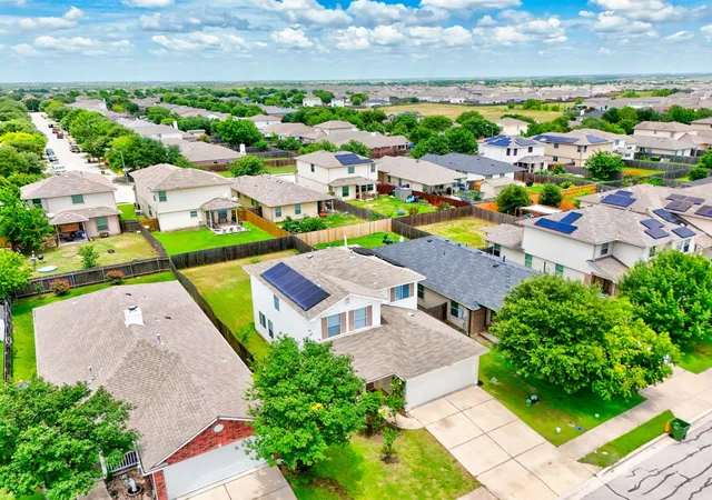 Homes for sale in Manor, TX | 12304 Waterford Run Wy, Manor, TX 78653 | MLS# 5976394
