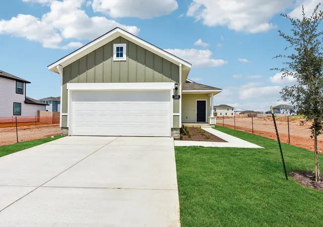 Photo 2 of Single family home for sale at 330 Golden Paint Trl, Liberty Hill, TX 78642 | MLS# 6394209 | Listing updated on 2026-08-24