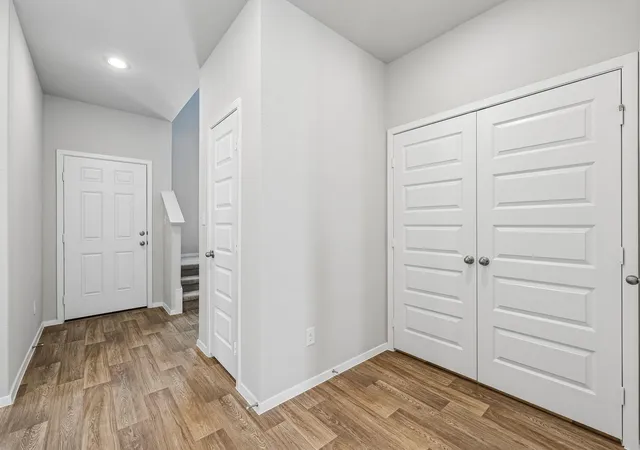 Photo 3 of Single family home for sale at 175 Cider Crk Dr, Elgin, TX 78621 | MLS# 6502527 | Listing updated on 2026-10-06