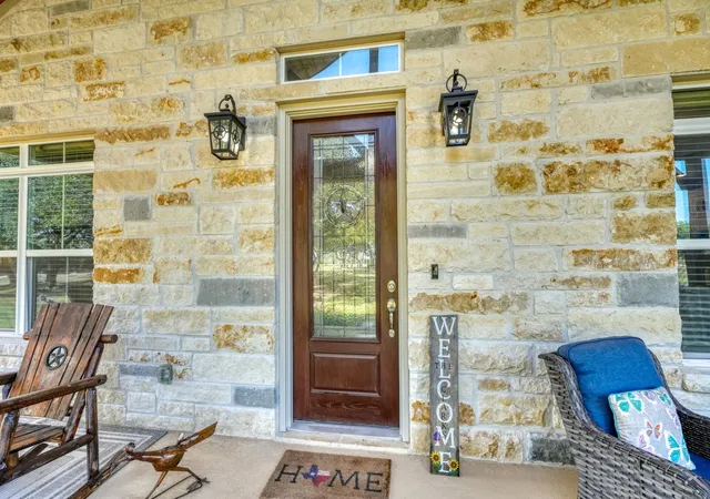 Homes for sale in Lampasas, TX | 105 Buffalo Bnd, Lampasas, TX 76550 | MLS# 7120216