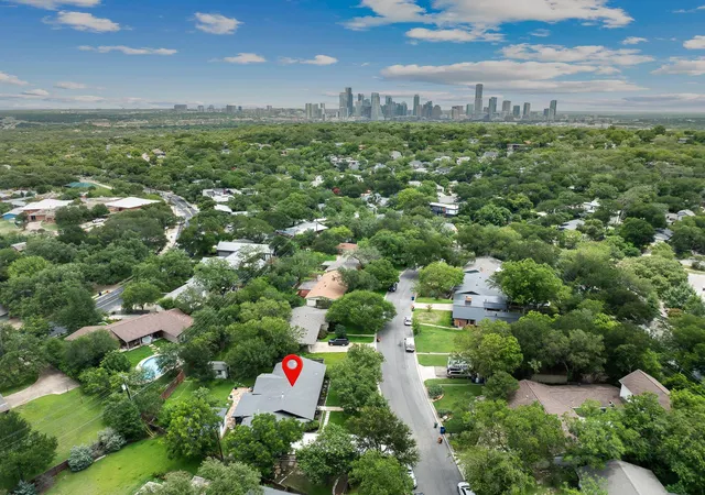 Photo 3 of Sale Pending at 2700 Rock Ter Dr, Austin, TX 78704 | MLS# 1526482 | Listing updated on 2026-08-15