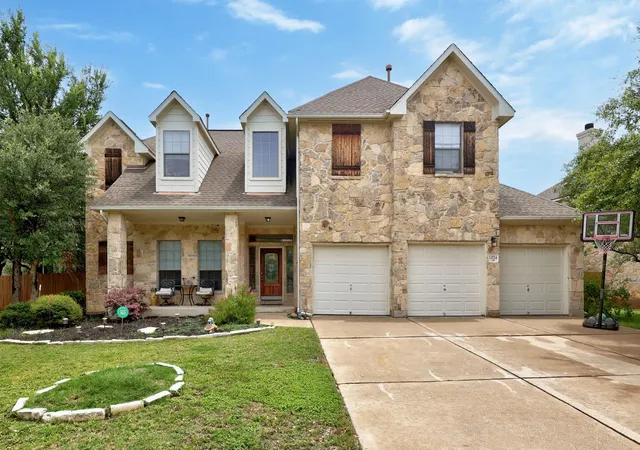 Photo 1 of Single family home for sale at 12724 Rush Crk Ln, Austin, TX 78732 | MLS# 9567777 | Listing updated on 2026-07-17