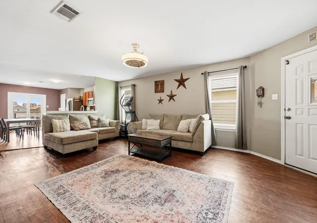 Homes for sale in Elgin, TX | 17912 Honey Locust Ln, Elgin, TX 78621 | MLS# 2129345