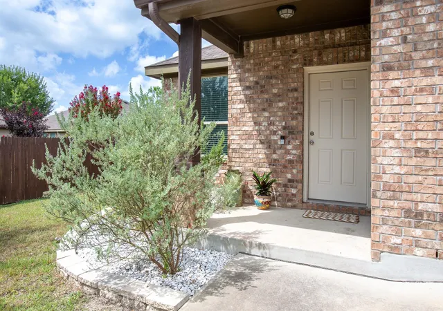 2nd image of 443 Dragon Ridge Rd, Buda, TX 78610 | MLS# 9378251