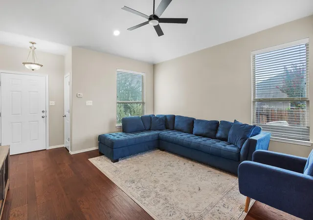 4th image of 443 Dragon Ridge Rd, Buda, TX 78610 | MLS# 9378251