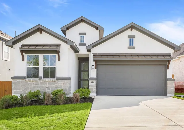 Photo 2 of Single family home for sale at 8510 Red Bottle Brush Rd, Lago Vista, TX 78645 | MLS# 6766843 | Listing updated on 2026-09-28