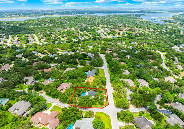 34th image of 201 Timpanagos Dr, Lakeway, TX 78734 | MLS# 6873773
