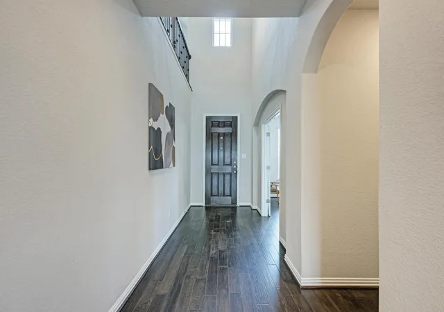 Photo 4 of Single family home for sale at 284 Everglade Dr, Buda, TX 78610 | MLS# 9392210 | Listing updated on 2026-09-03