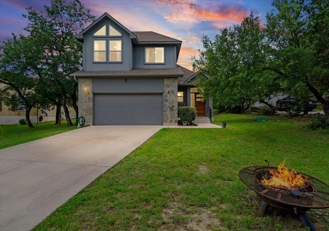 Photo 1 of Single family home for sale at 10304 Twin Lake Cir, Dripping Springs, TX 78620 | MLS# 1660779 | Listing updated on 2026-07-03