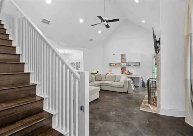 Photo 3 of Single family home for sale at 10304 Twin Lake Cir, Dripping Springs, TX 78620 | MLS# 1660779 | Listing updated on 2026-07-03