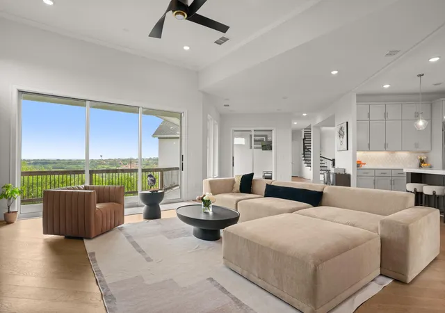 Photo 1 of Single family home for sale at 104 Lodestone Cv, Austin, TX 78738 | MLS# 4599974 | Listing updated on 2026-09-13