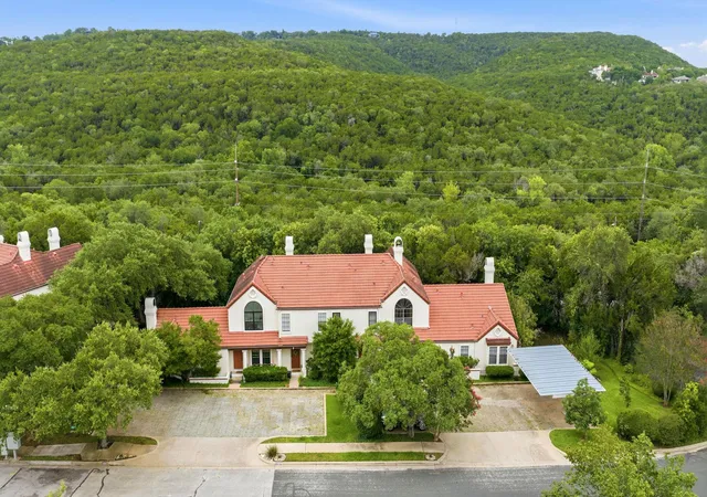 Photo 2 of Sale Pending at 4305 Bonnell Vista Cv #A-6, Austin, TX 78731 | MLS# 8466809 | Listing updated on 2026-08-25
