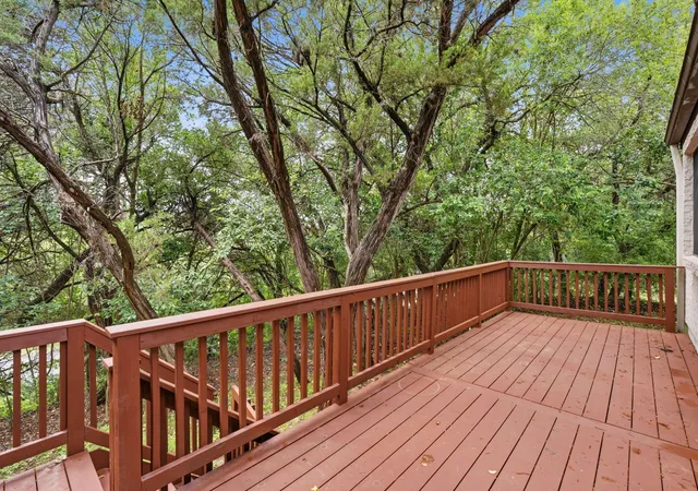 Photo 3 of Sale Pending at 4305 Bonnell Vista Cv #A-6, Austin, TX 78731 | MLS# 8466809 | Listing updated on 2026-08-25