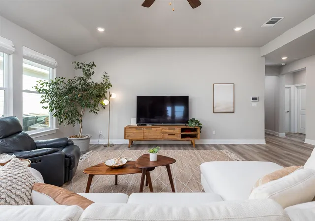 Photo 3 of Single family home for sale at 167 Victoria Peak Loop, Dripping Springs, TX 78620 | MLS# 7887439 | Listing updated on 2026-09-13