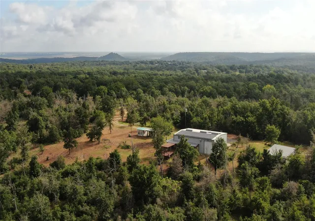 4th image of 1004 22 Hills Rd, Gause, TX 77857 | MLS# 2077767