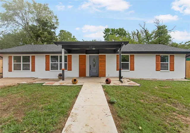 1st image of 904 Westview Cir, Caldwell, TX 77836 | MLS# 2542508