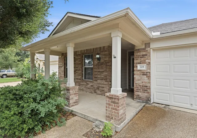 Homes for sale in Leander, TX | 725 Kingfisher Ln, Leander, TX 78641 | MLS# 9930715