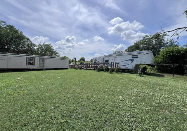 Photo 3 of Manufactured home for sale at 10001 Peterson Rd, Del Valle, TX 78617 | MLS# 7815149 | Listing updated on 2026-09-17